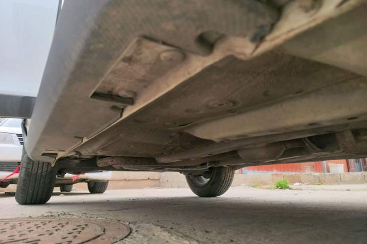 Used Geely Auto Vision X3 2020 1.5L CVT Elite Edition Right Side Sill