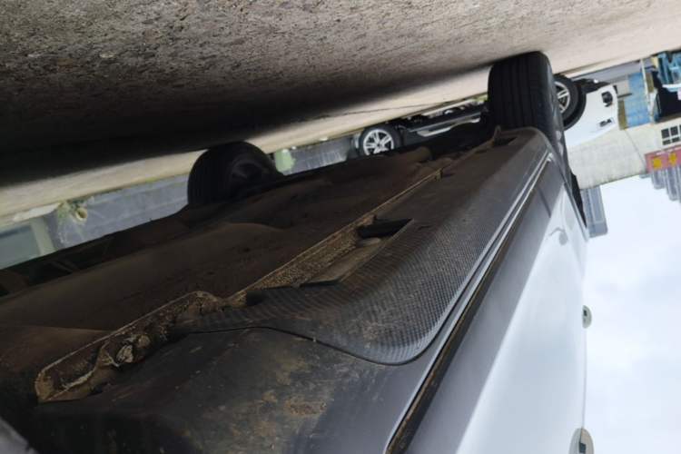 Used Geely Auto Vision X3 2020 1.5L Manual Elite Edition Right Side Sill