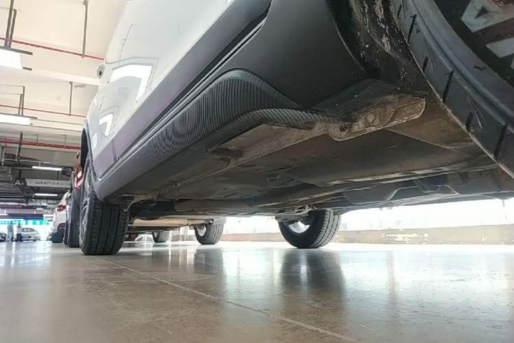 Used Geely Auto Vision X3 2020 1.5L CVT Luxury Model Right Side Sill