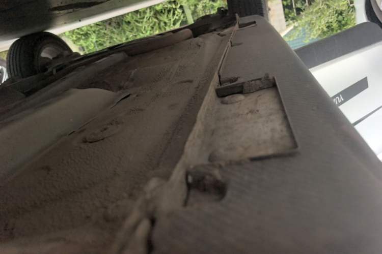 Used Geely Auto Vision X3 2020 1.5L Manual Luxury Edition Right Side Sill
