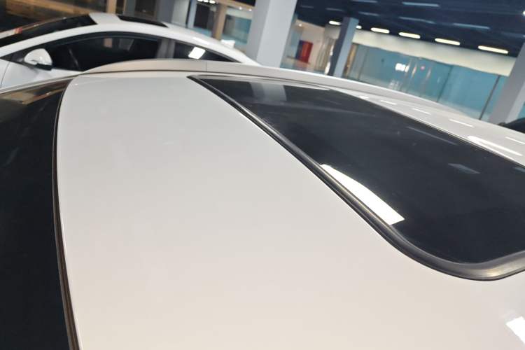 Used Geely Auto Vision X3 2020 1.5L CVT Luxury Model Roof