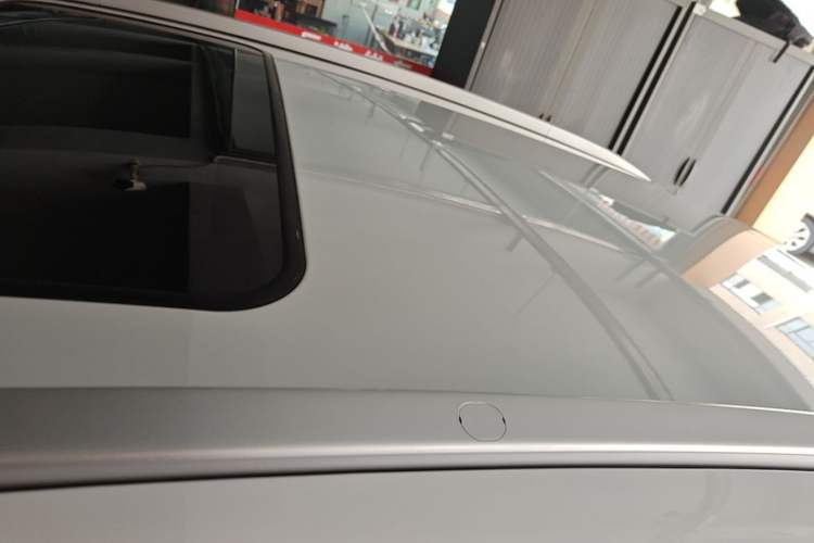 Used Geely Auto Vision X3 2020 1.5L CVT Luxury Model Roof