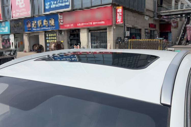 Used Geely Auto Vision X3 2020 1.5L CVT Luxury Model Roof