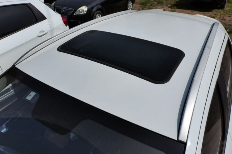 Used Geely Auto Vision X3 2020 1.5L CVT Luxury Model Roof