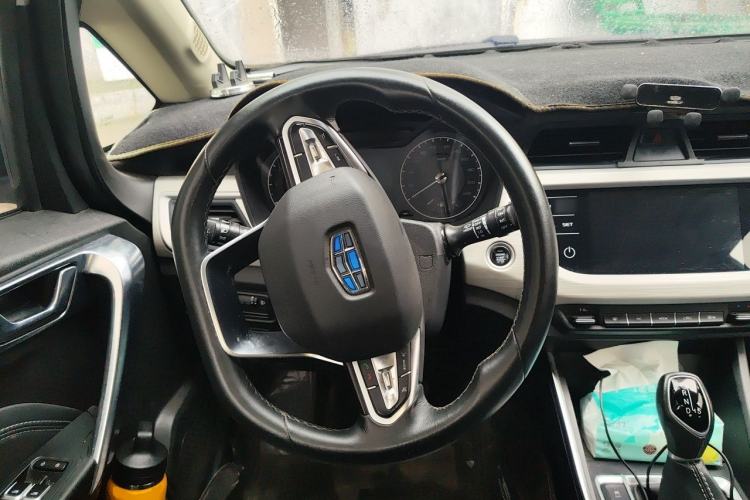Used Geely Auto Vision X3 2020 1.5L CVT Luxury Model Steering Wheel