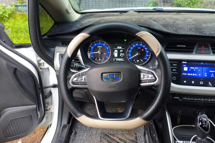 Used Geely Auto Vision X3 2020 1.5L CVT Luxury Model Steering Wheel