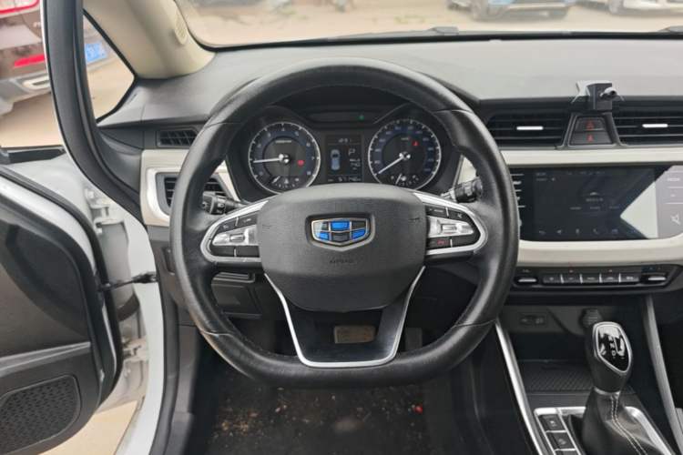 Used Geely Auto Vision X3 2020 1.5L CVT Luxury Model Steering Wheel