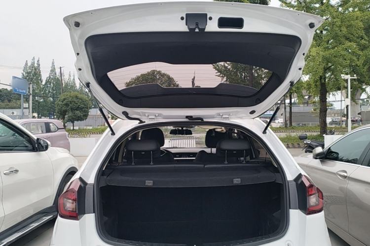 Used Geely Auto Vision X3 2020 1.5L CVT Elite Edition Trunk