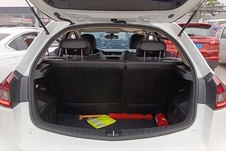 Used Geely Auto Vision X3 2020 1.5L CVT Luxury Model Trunk