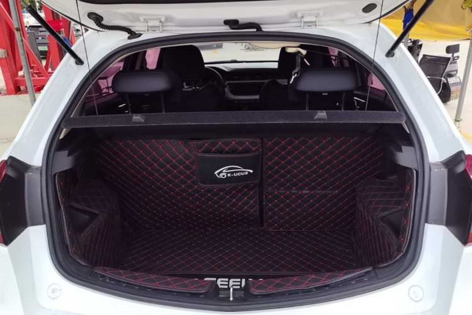 Used Geely Auto Vision X3 2020 1.5L CVT Luxury Model Trunk