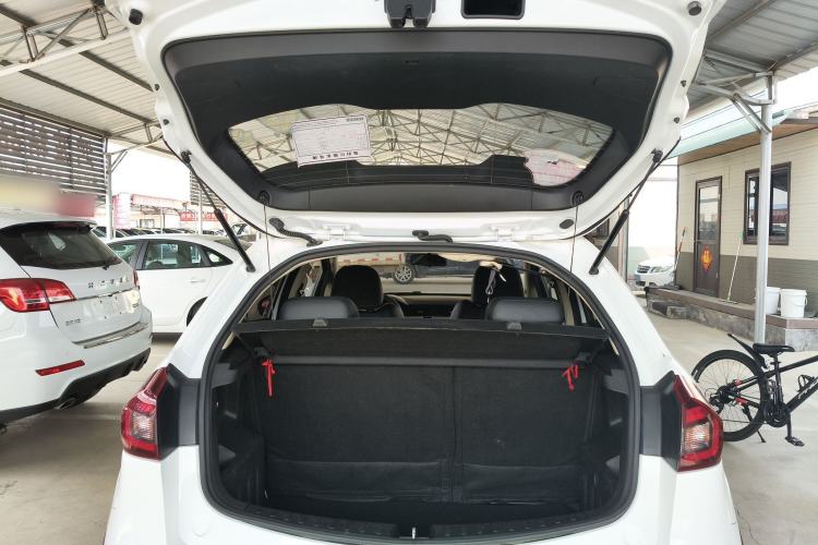 Used Geely Auto Vision X3 2020 1.5L CVT Elite Edition Trunk