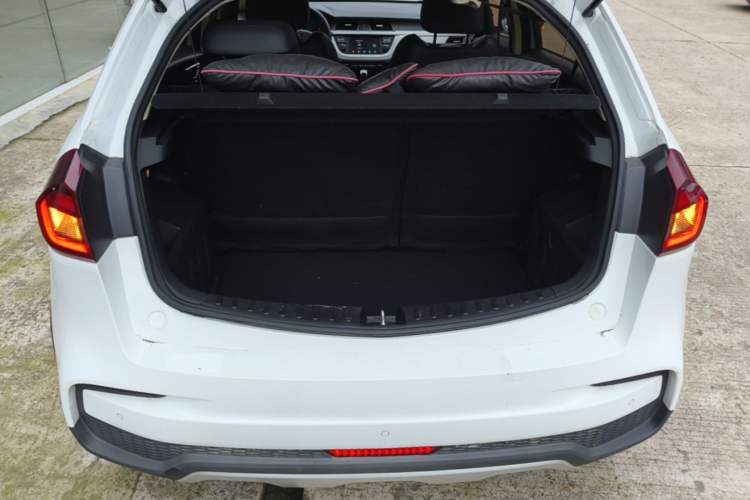 Used Geely Auto Vision X3 2020 1.5L Manual Elite Edition Trunk