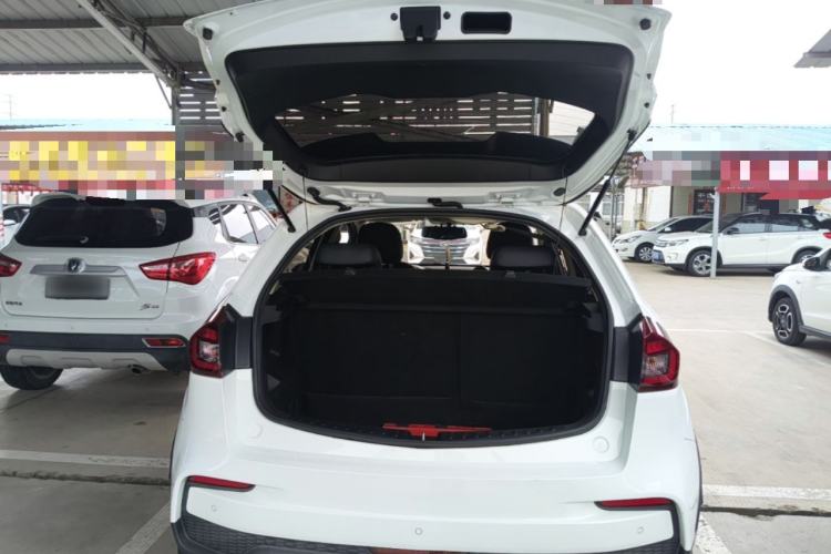 Used Geely Auto Vision X3 2020 1.5L Manual Elite Edition Trunk