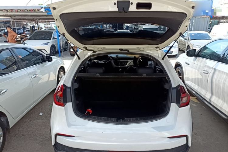 Used Geely Auto Vision X3 2020 1.5L Manual Elite Edition Trunk