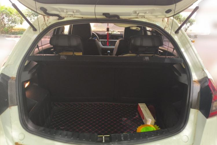 Used Geely Auto Vision X3 2020 1.5L Manual Elite Edition Trunk