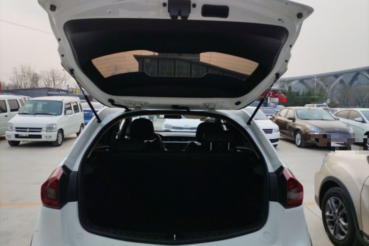 Used Geely Auto Vision X3 2020 1.5L CVT Luxury Model Trunk