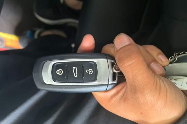 Used Geely Auto Vision X3 2020 1.5L CVT Luxury Model Vehicle Key