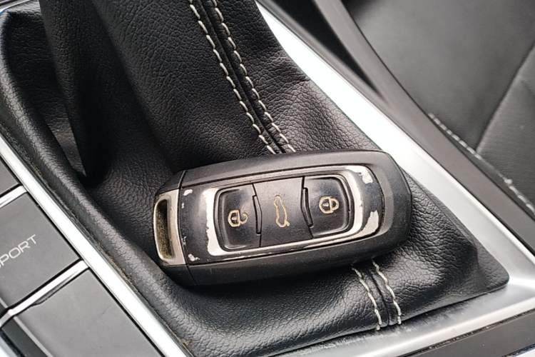 Used Geely Auto Vision X3 2020 1.5L CVT Elite Edition Vehicle Key
