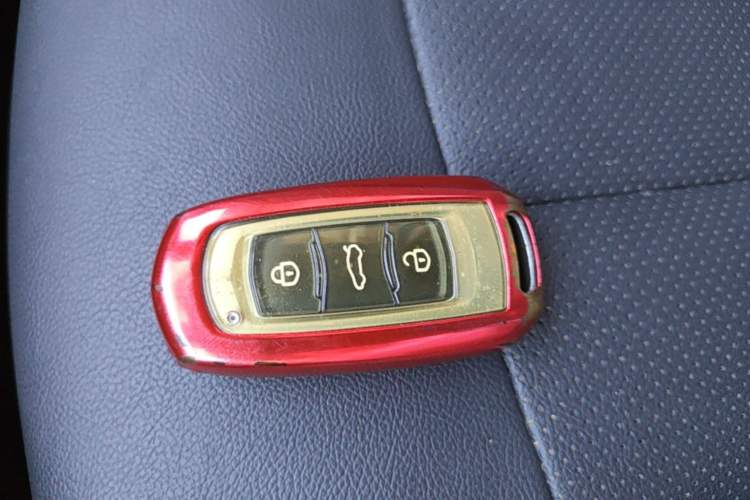 Used Geely Auto Vision X3 2020 1.5L CVT Luxury Model Vehicle Key