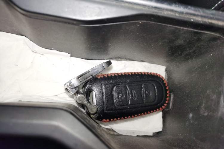 Used Geely Auto Vision X3 2020 1.5L CVT Luxury Model Vehicle Key