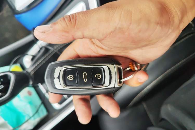 Used Geely Auto Vision X3 2020 1.5L CVT Luxury Model Vehicle Key