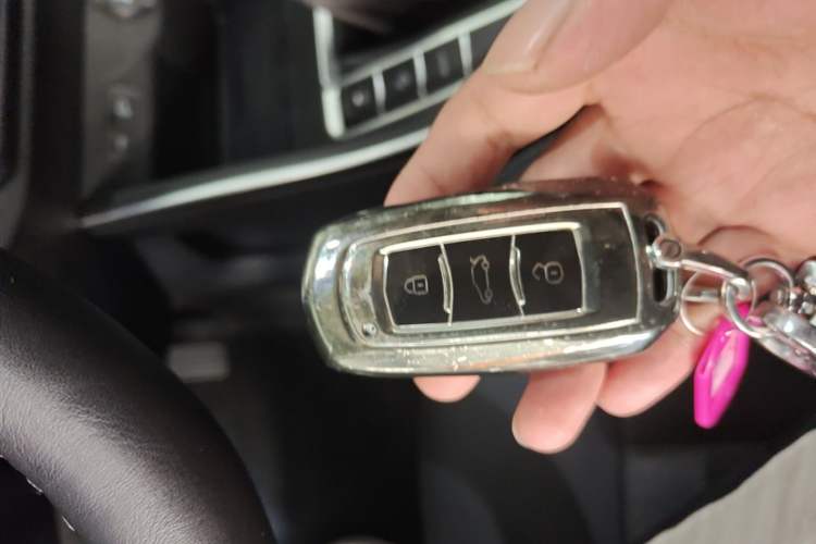 Used Geely Auto Vision X3 2020 1.5L CVT Luxury Model Vehicle Key