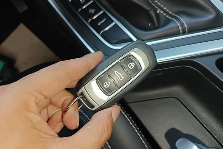 Used Geely Auto Vision X3 2020 1.5L CVT Luxury Model Vehicle Key