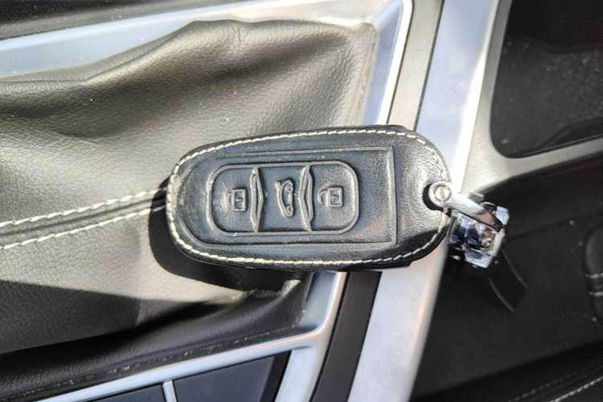 Used Geely Auto Vision X3 2020 1.5L CVT Luxury Model Vehicle Key