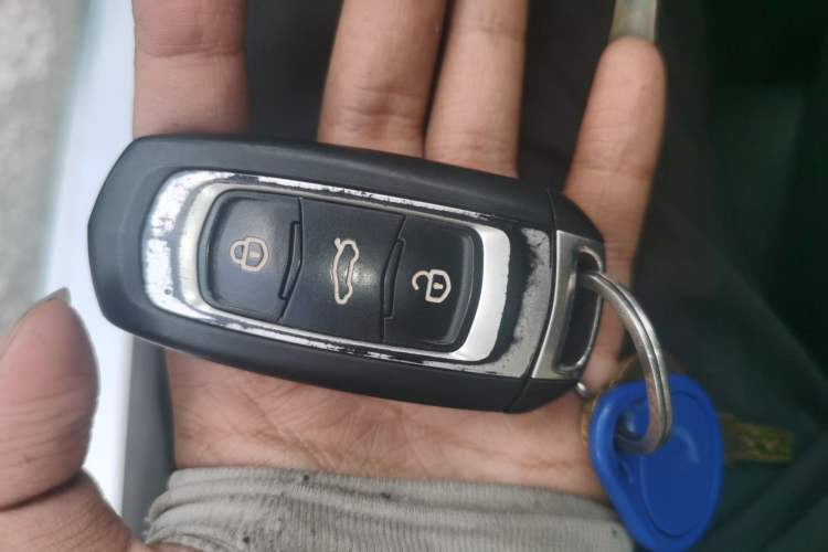 Used Geely Auto Vision X3 2020 1.5L CVT Luxury Model Vehicle Key