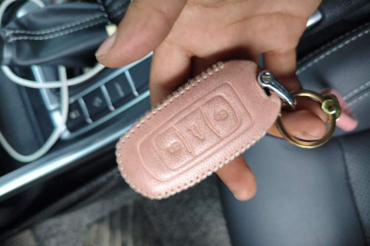 Used Geely Auto Vision X3 2020 1.5L CVT Luxury Model Vehicle Key
