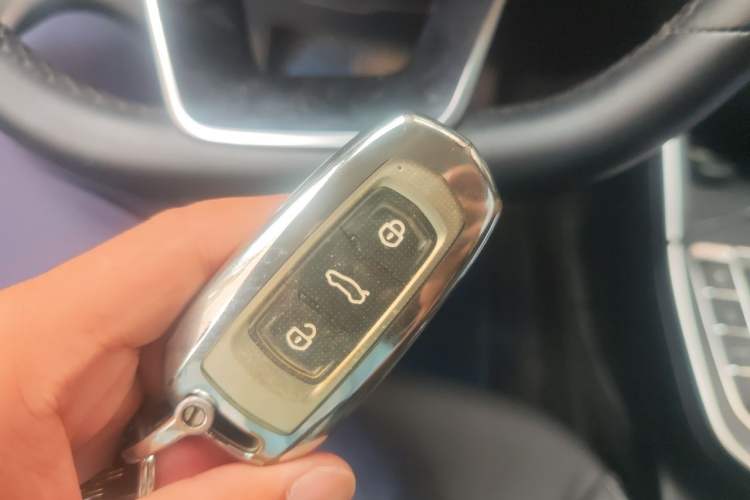 Used Geely Auto Vision X3 2020 1.5L CVT Luxury Model Vehicle Key