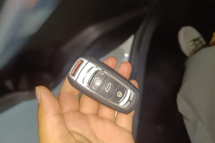 Used Geely Auto Vision X3 2020 1.5L CVT Luxury Model Vehicle Key