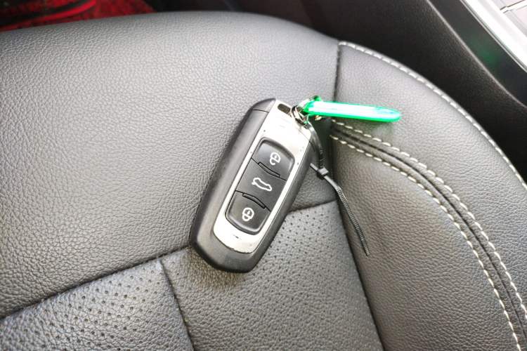 Used Geely Auto Vision X3 2020 1.5L CVT Luxury Model Vehicle Key
