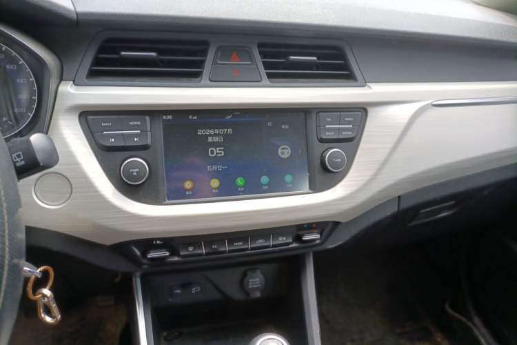 Used Geely Auto Vision X3 2020 1.5L Manual Elite Edition Audio And AC Panel