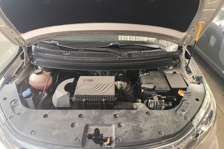 Used Geely Auto Vision X3 2020 1.5L CVT Luxury Model Engine Bay