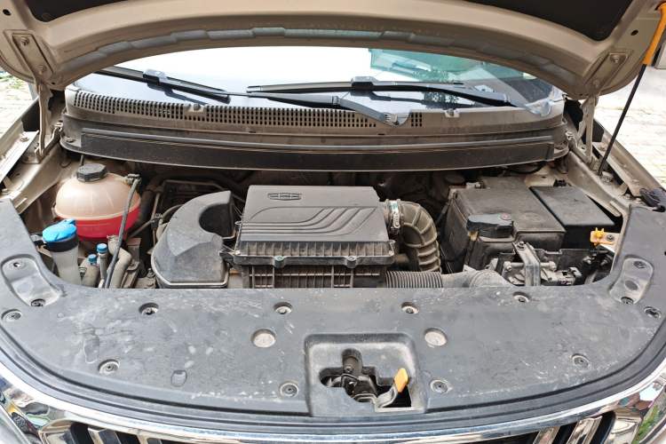 Used Geely Auto Vision X3 2020 1.5L CVT Luxury Model Engine Bay