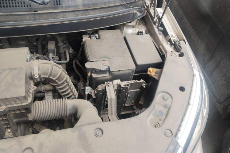 Used Geely Auto Vision X3 2020 1.5L Manual Elite Edition Engine Bay Left