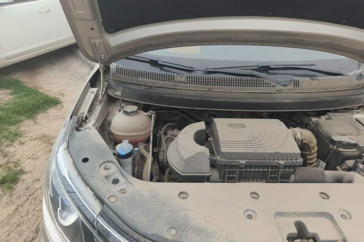 Used Geely Auto Vision X3 2020 1.5L CVT Luxury Model Engine Bay Right