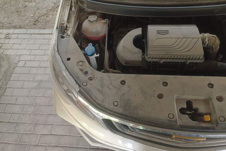 Used Geely Auto Vision X3 2020 1.5L CVT Elite Edition Engine Bay Right