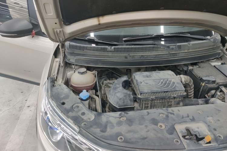 Used Geely Auto Vision X3 2020 1.5L CVT Luxury Model Engine Bay Right