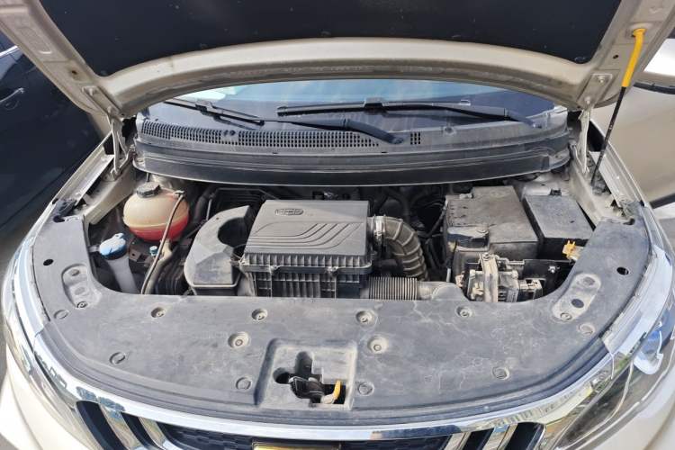 Used Geely Auto Vision X3 2020 1.5L CVT Luxury Model Engine Bay