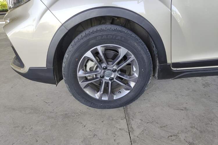 Used Geely Auto Vision X3 2020 1.5L CVT Luxury Model Exterior 4