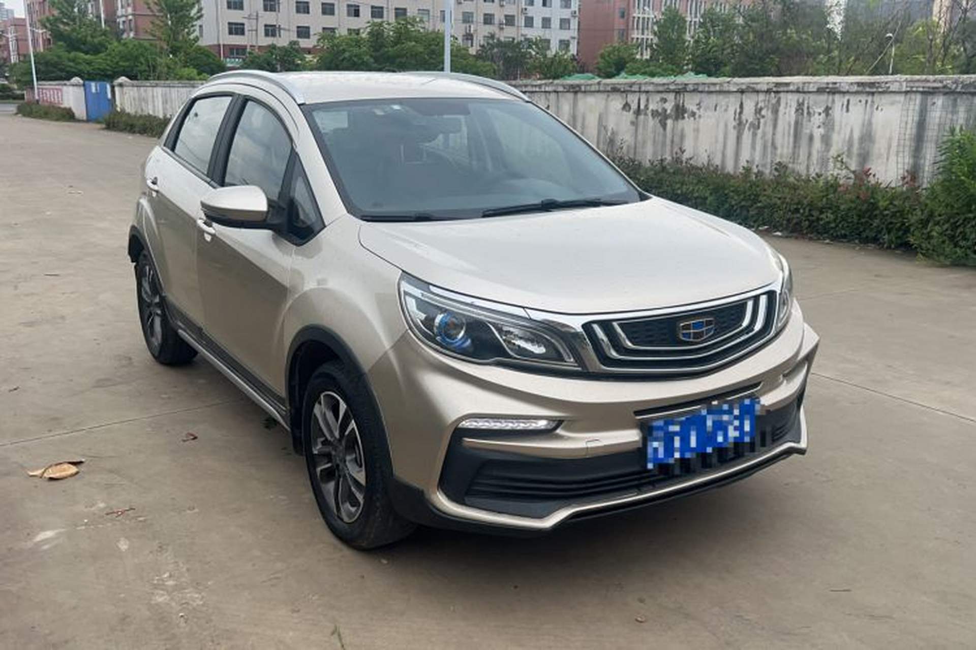 Used Geely Auto Vision X3 2020 1.5L Manual Elite Edition Exterior 4