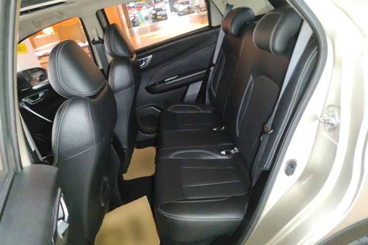 Used Geely Auto Vision X3 2020 1.5L CVT Luxury Model Interior 4