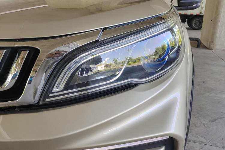 Used Geely Auto Vision X3 2020 1.5L CVT Luxury Model Left Front Headlight