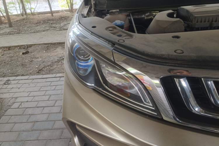 Used Geely Auto Vision X3 2020 1.5L CVT Elite Edition Right Front Headlight