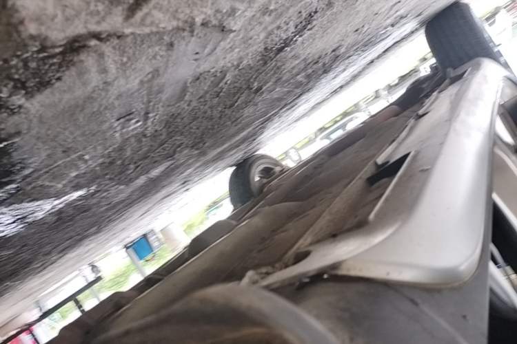 Used Geely Auto Vision X3 2020 1.5L Manual Elite Edition Right Side Sill