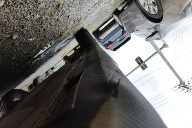 Used Geely Auto Vision X3 2020 1.5L CVT Luxury Model Right Side Sill