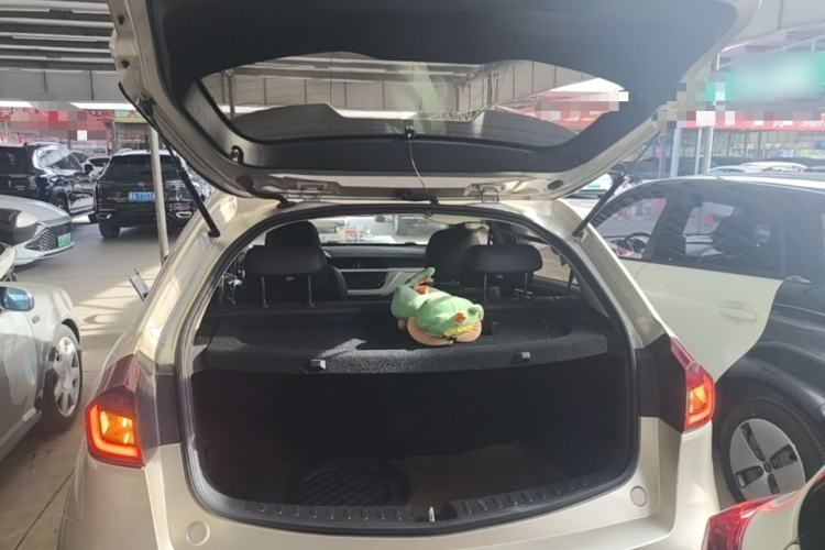 Used Geely Auto Vision X3 2020 1.5L CVT Luxury Model Trunk