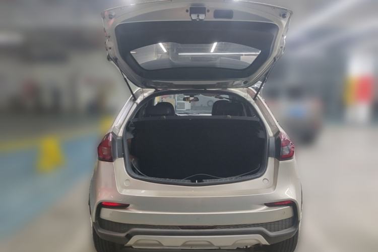 Used Geely Auto Vision X3 2020 1.5L CVT Luxury Model Trunk